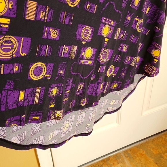 Lularoe OG Retired Carly Swing Dress with High/low hem - Picture 2 of 4